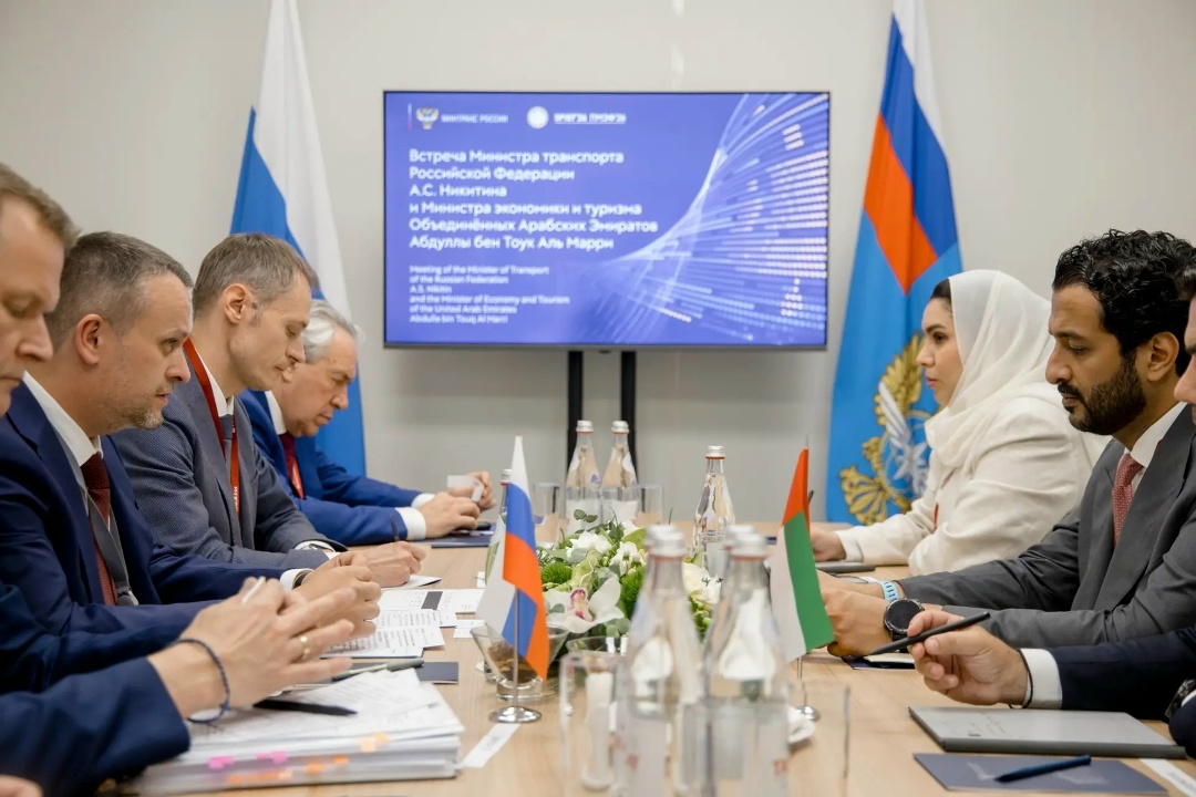 Андрей Никитин провел международные встречи на ПМЭФ-2026.