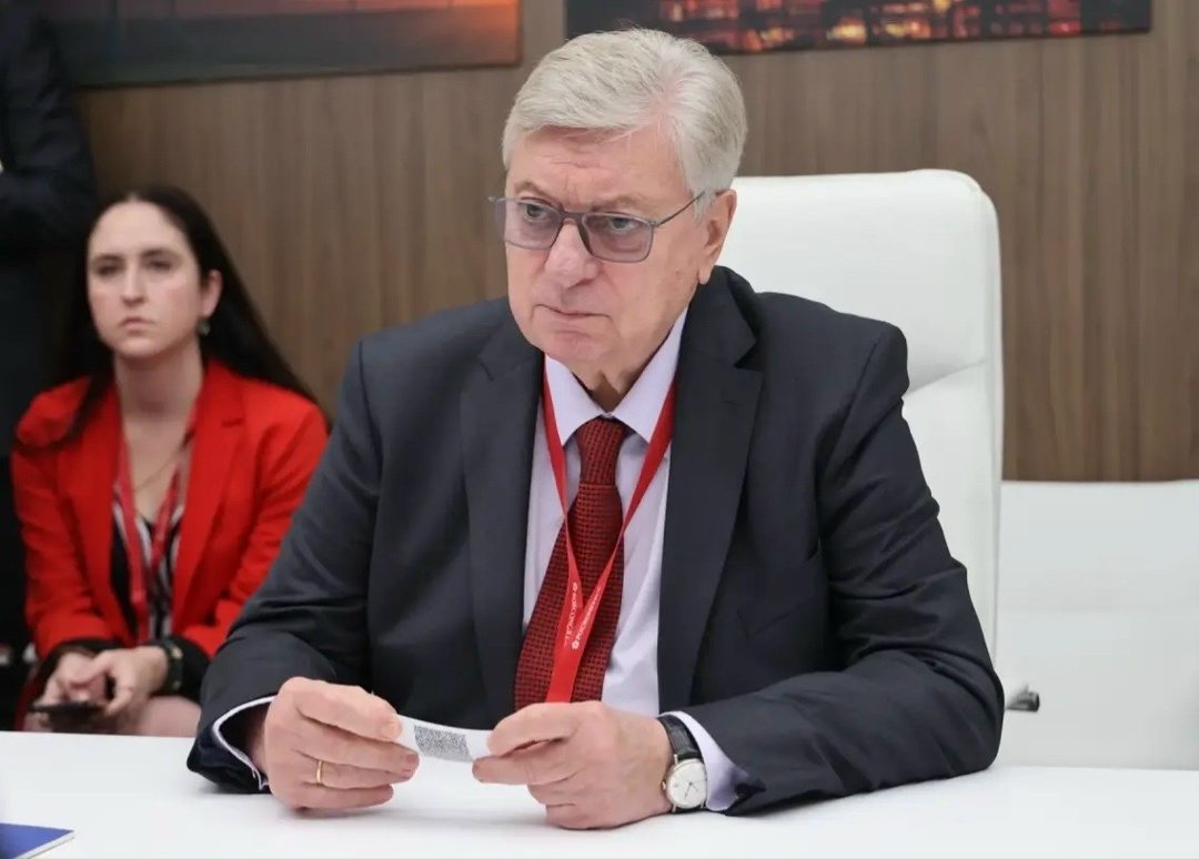 Сергей Цивилев и ректор МГИМО Анатолий Торкунов подписали соглашение о сотрудничестве между МГИМО и Министерством энергетики РФ