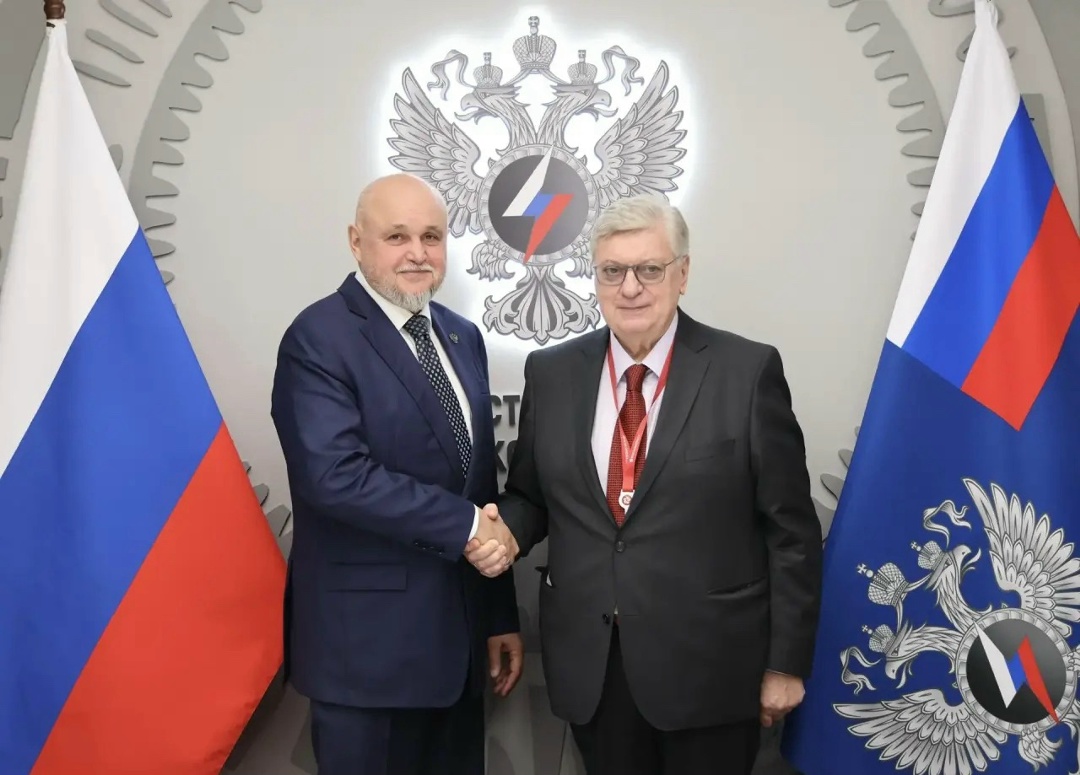 Сергей Цивилев и ректор МГИМО Анатолий Торкунов подписали соглашение о сотрудничестве между МГИМО и Министерством энергетики РФ