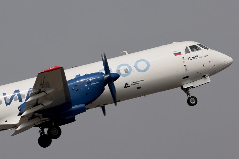 Ил-114-300 получил сертификат типа Официальное одобрение Росавиации открывает новому региональному турбовинтовому самолету прямой путь к серийному производству…