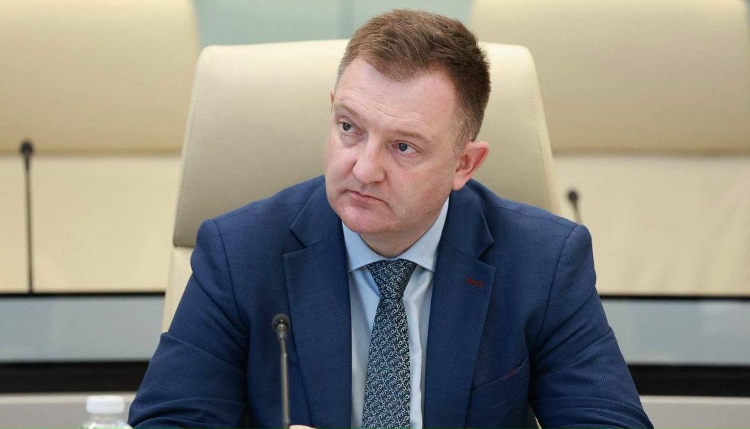 Дмитрий Чернышенко: Школьники и выпускники Соловецкой школы смогут поехать в «Артек» и на «Алые паруса» в Санкт-Петербург.