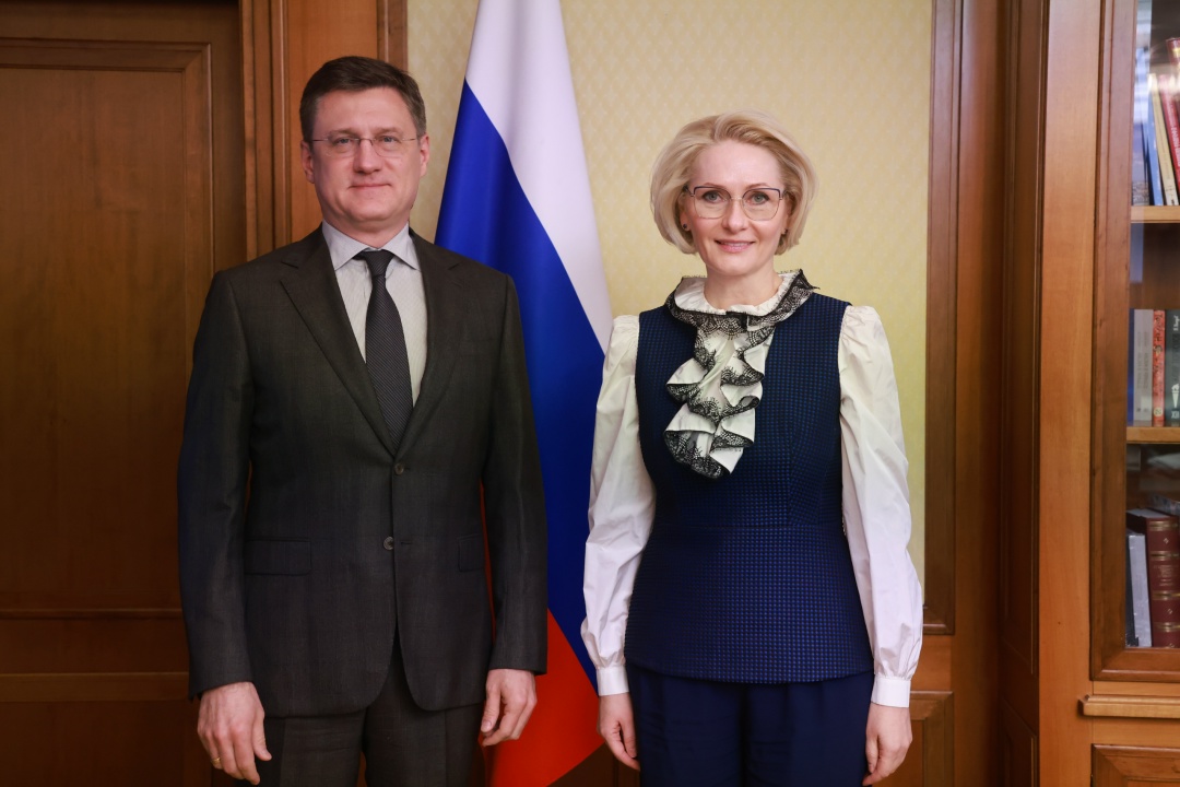 Александр Новак встретился с заместителем председателя Государственной Думы Викторией Абрамченко.