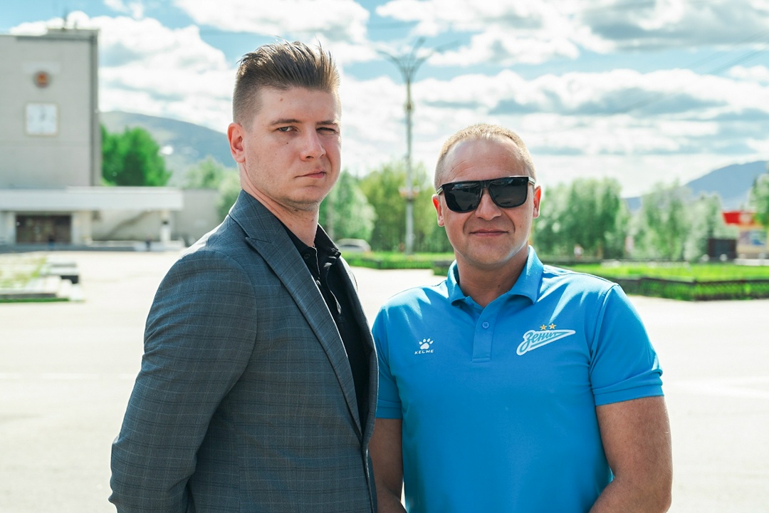 Гуляли по городу — и спасли людей из огня