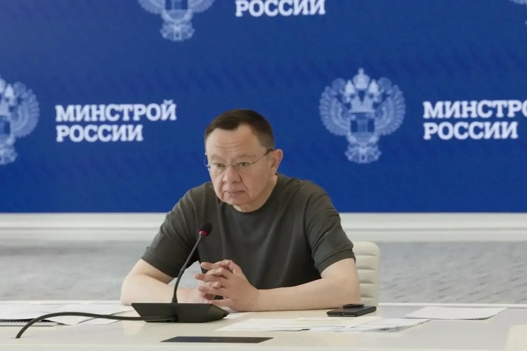 Министр строительства и ЖКХ РФ Ирек Файзуллин провел совещание по вопросам реализации проектов в сфере ЖКХ