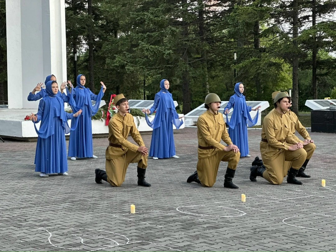 Амурские газоперерабочики почтили героев Великой Отечественной войны в День памяти и скорби