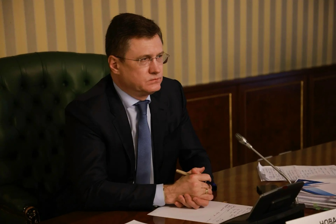 Александр Новак провел совещание по ситуации на топливном рынке.