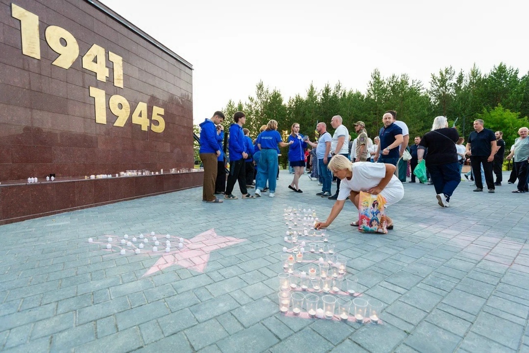 22 июня — День памяти и скорби Нефтяники ЛУКОЙЛа повсеместно почтили память погибших в Великой Отечественной войне.