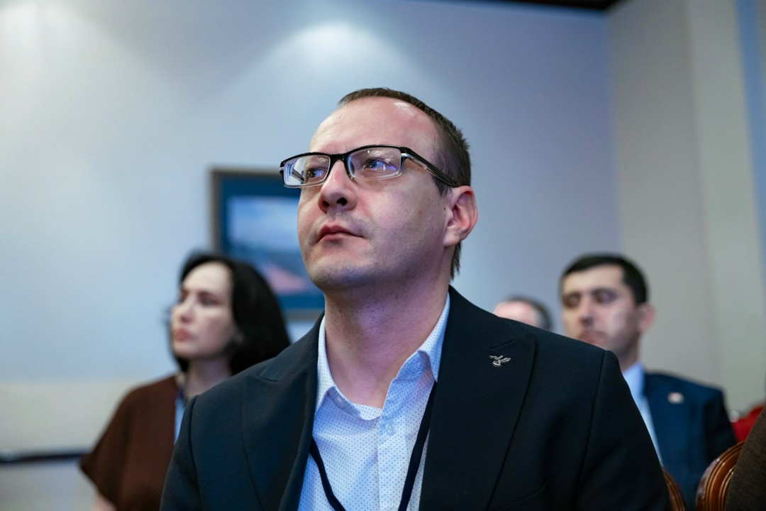 Сергей Кравцов: С 1 сентября в школах воссоединенных регионов появятся единые государственные учебники по истории Донбасса и Новороссии для учеников с 5-го по…