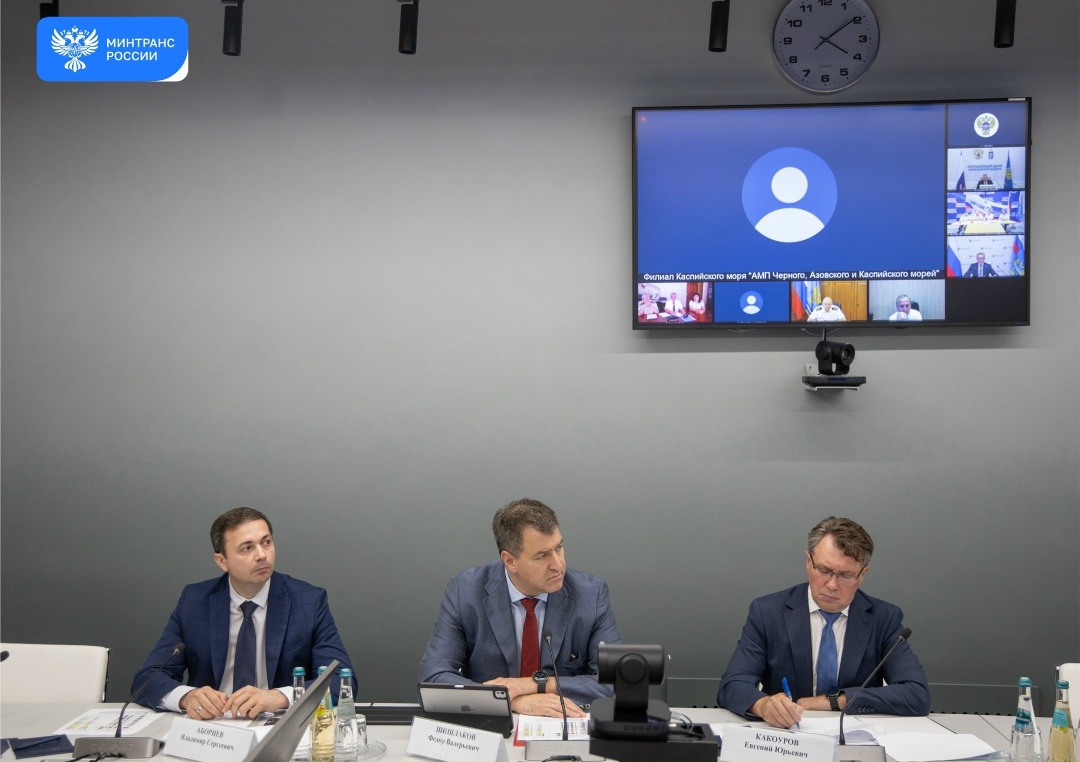 Волго-Каспийский канал открыт для движения судов