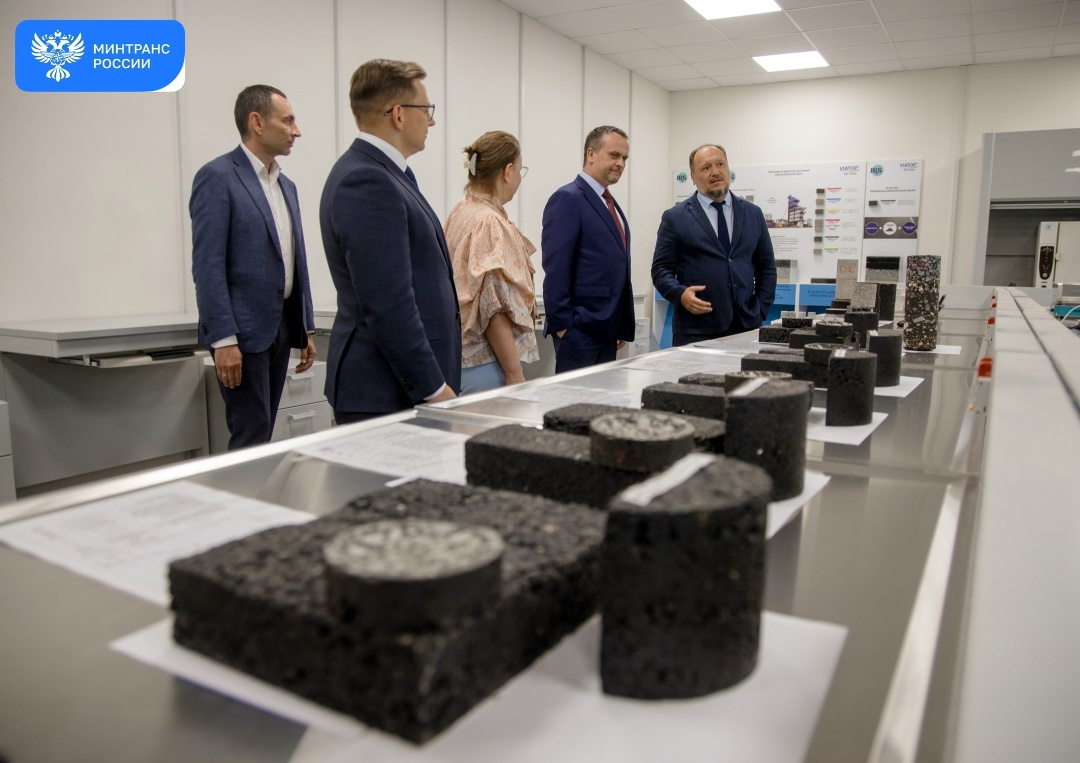Андрей Никитин посетил Академию дорожного хозяйства Российского университета транспорта