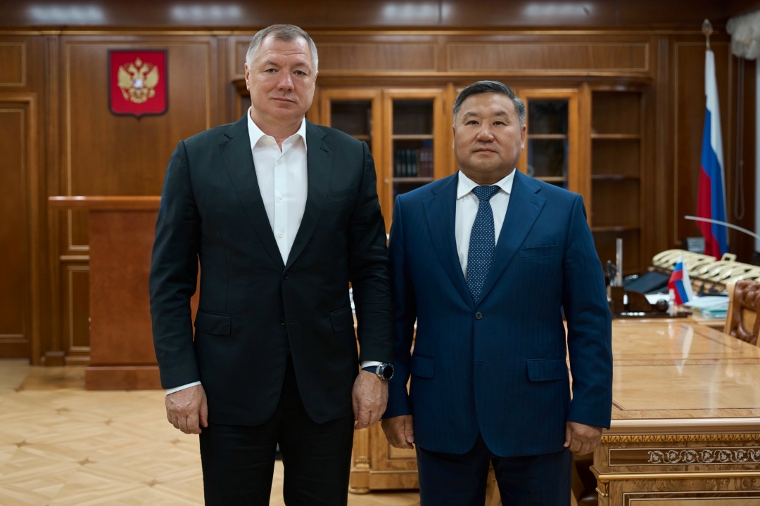 Марат Хуснуллин провел рабочую встречу с главой Республики Тыва Владиславом Ховалыгом.