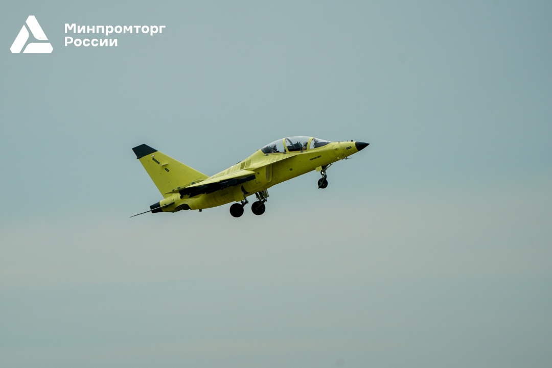 Опытный самолет Як-130М выполнил первый полет