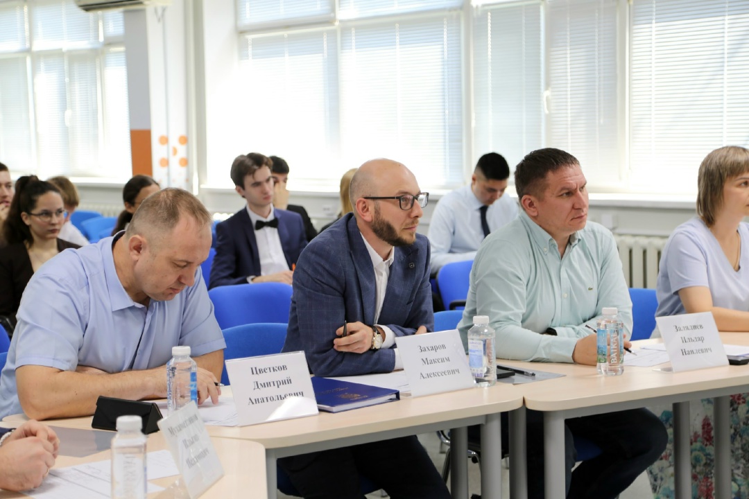Работники «Газпром переработка Благовещенск» оценили уровень подготовки выпускников образовательных партнеров Амурского ГПЗ