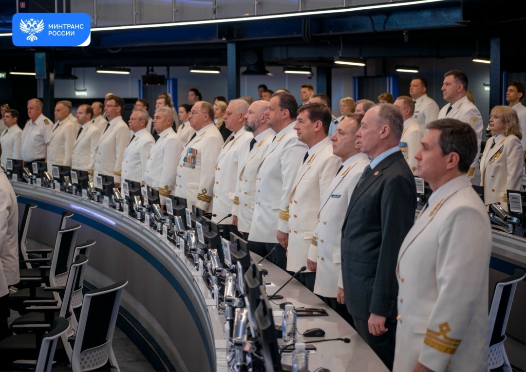 Флот встречает профессиональный праздник новыми проектами