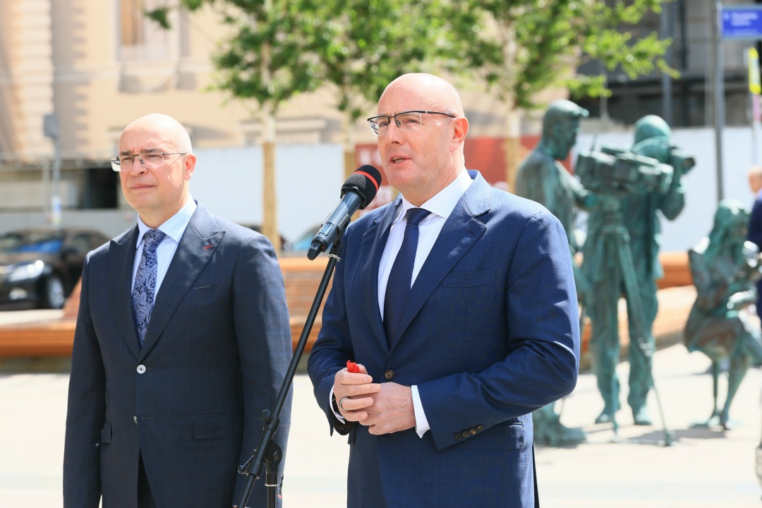 Дмитрий Чернышенко и Мария Захарова дали старт медиатуру по Золотому кольцу в честь 70-летия сотрудничества ТАСС и «Синьхуа».