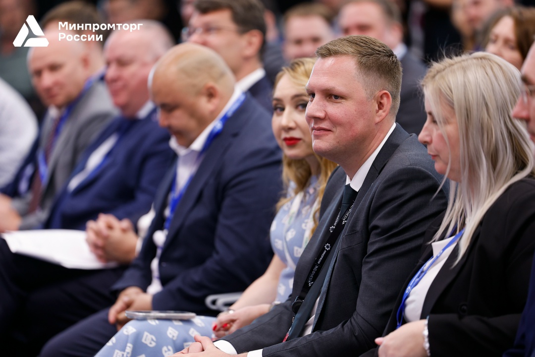️ Антон Алиханов: Наша задача - решение вопросов с двигателями и авионикой