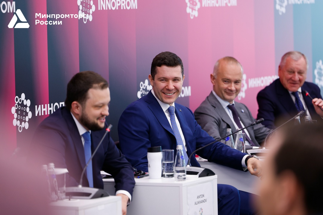 ️ Антон Алиханов: Наша задача - решение вопросов с двигателями и авионикой