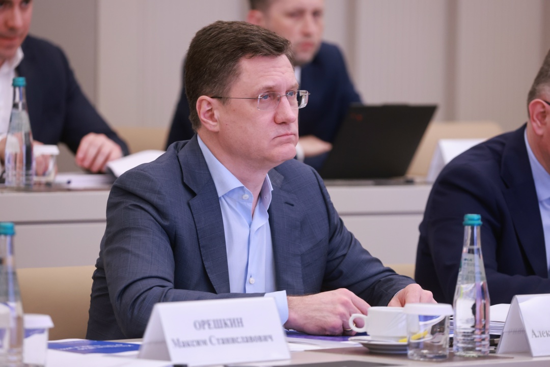 Александр Новак провел совещание по текущей ситуации в экономике