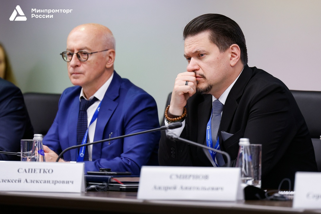 Антон Алиханов провел встречу с торгпредами России в иностранных государствах