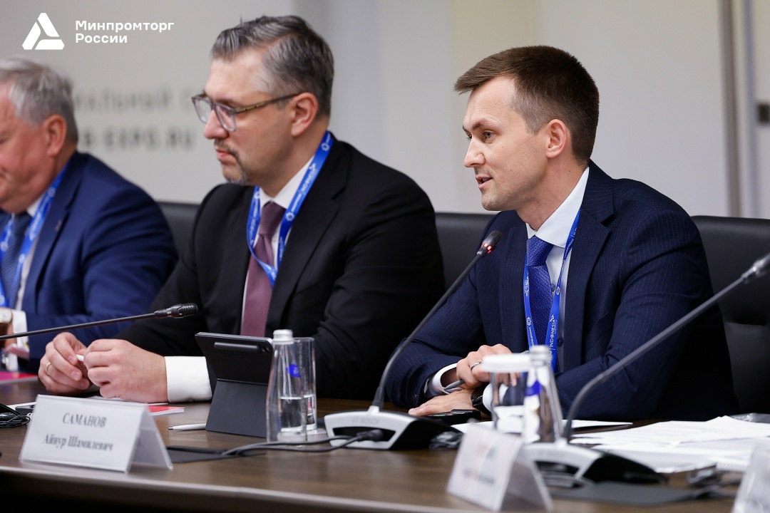 Антон Алиханов провел встречу с торгпредами России в иностранных государствах