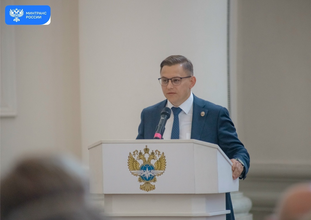 Андрей Никитин представил коллективу РУТ нового ректора