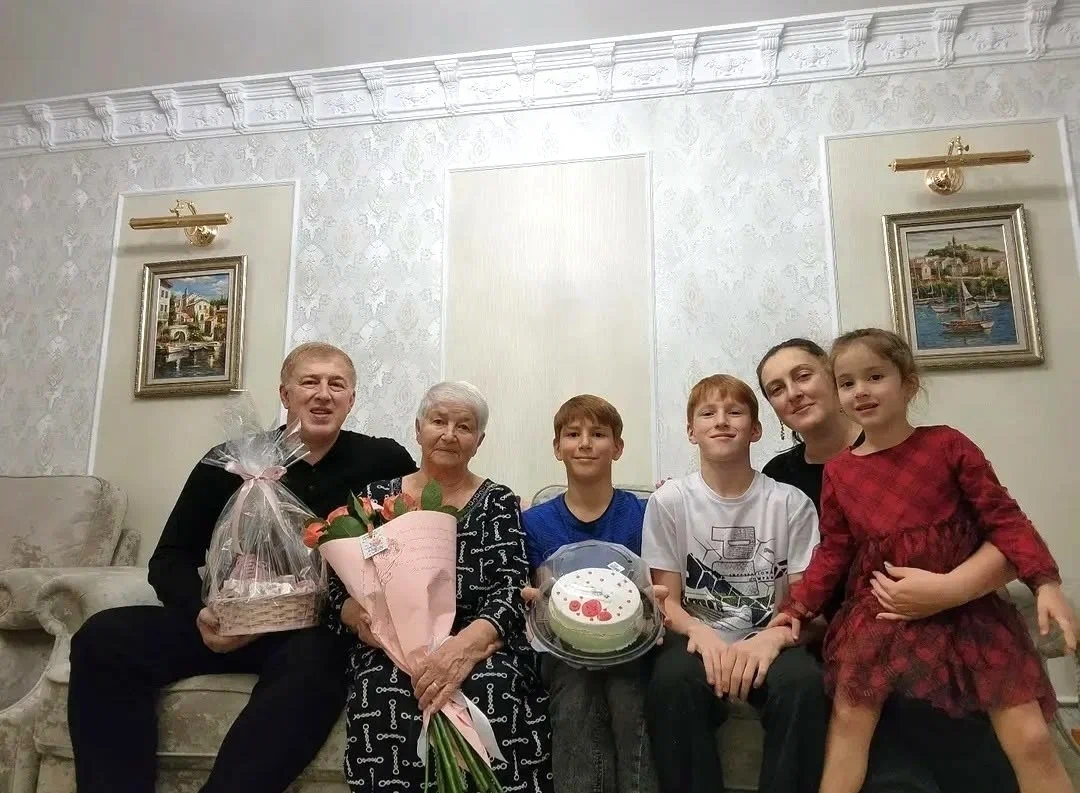 В преддверии Дня семьи, любви и верности коллектив Ростехнадзора принял участие во Всероссийской акции #КомандаРодных!