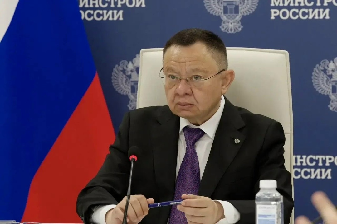 Глава Минстроя России Ирек Файзуллин провел еженедельное совещание с регионами и главными распорядителями бюджетных средств (ГРБС)