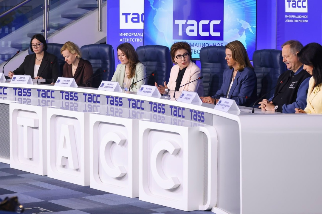 Галина Карелова: Совместно с экспертами работаем над задачей привлечения женщин в сферу промышленности