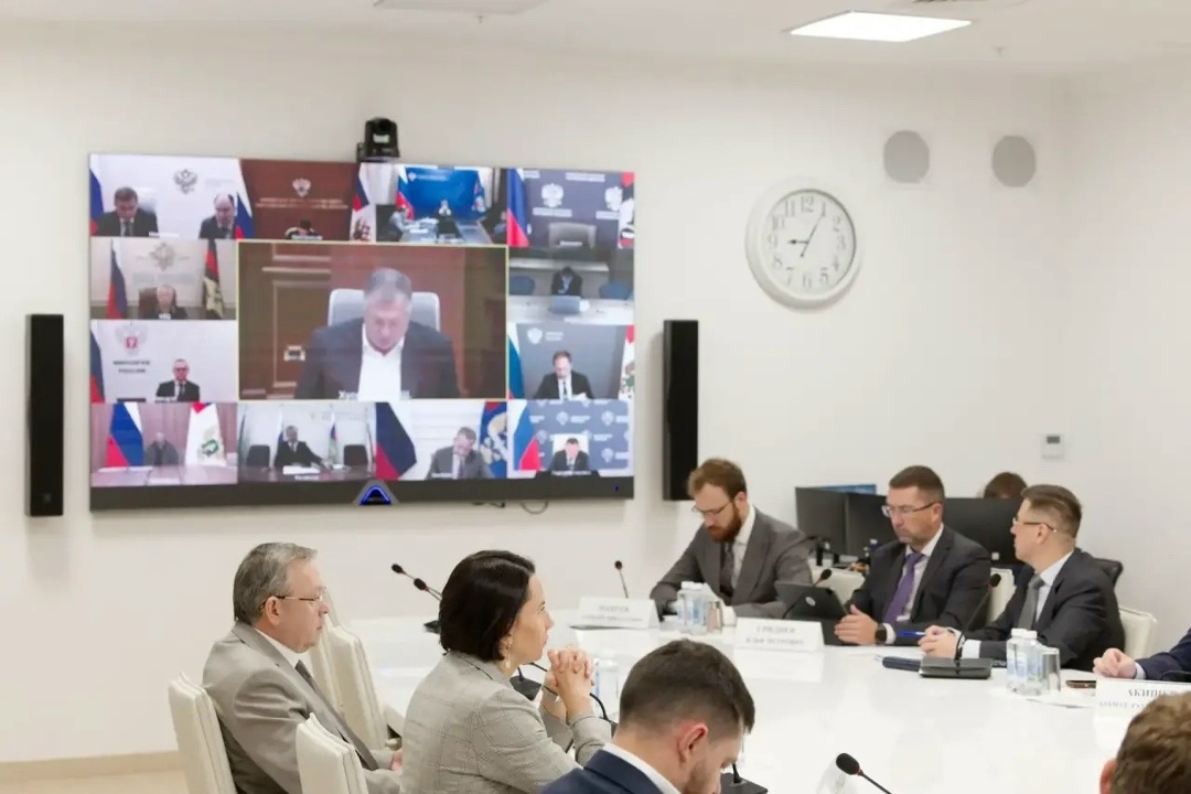 Глава Минстроя России Ирек Файзуллин принял участие в заседании президиума (штаба) Правительственной комиссии по региональному развитию