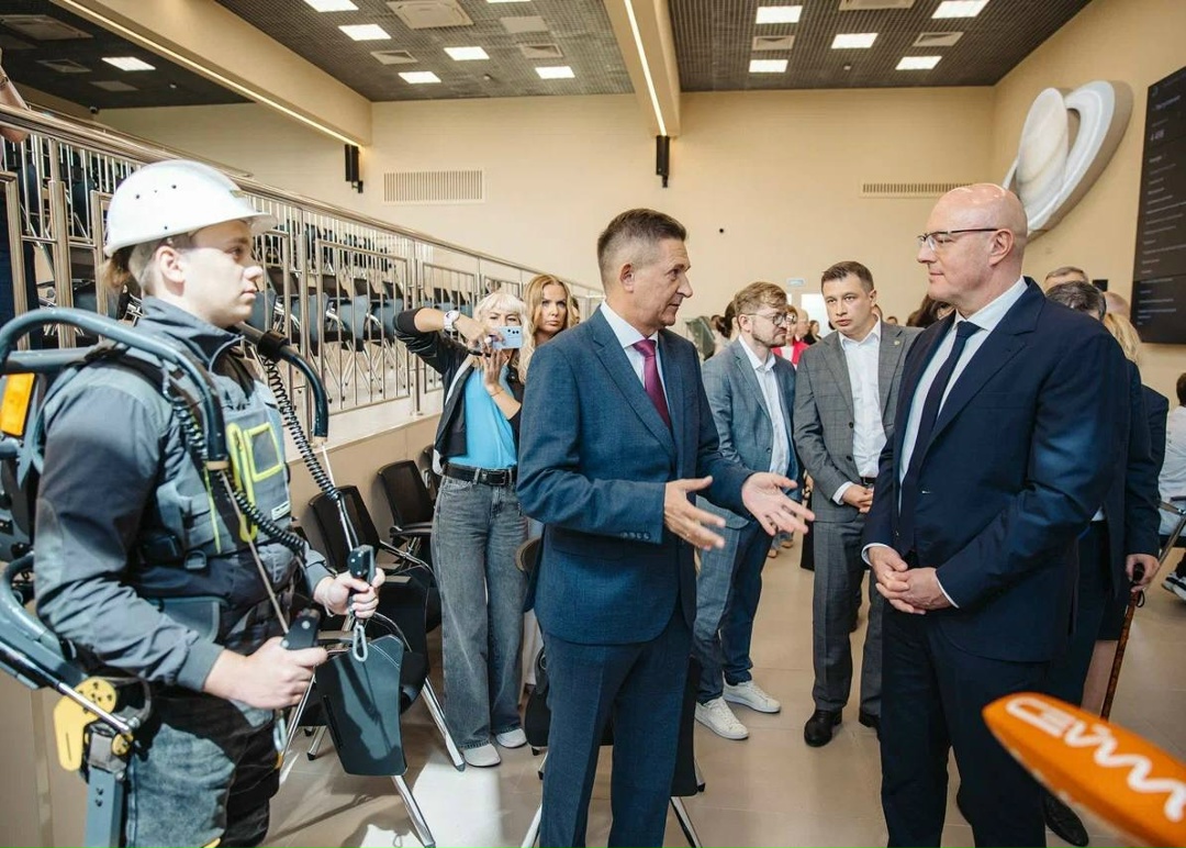 По поручению Председателя Правительства Михаила Мишустина Курскую область с рабочей поездкой посетил вице-премьер Дмитрий Чернышенко
