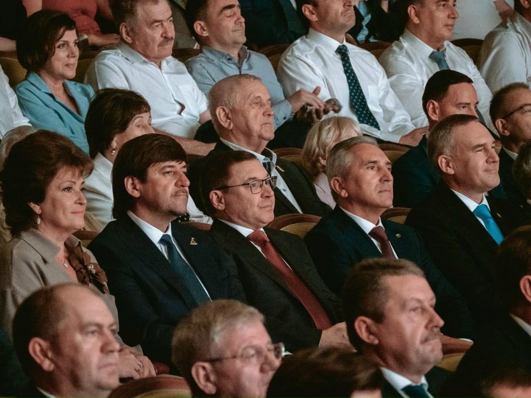 Первый заместитель Председателя Совета Федерации Владимир Якушев в ходе рабочей поездки в регион принял участие в торжественном собрании, посвящённом 440-летию…