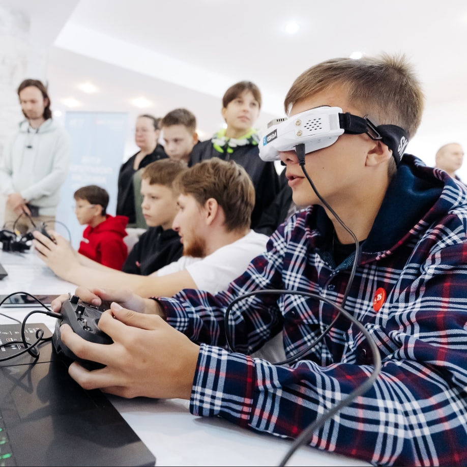 10 лет открываем будущее вместе! Друзья, у нашего РУСАЛ ФестивAL#Наука — юбилей