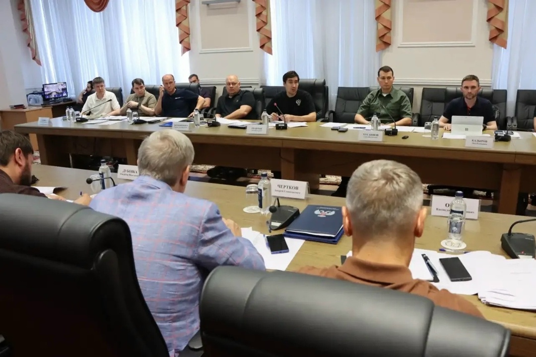 В Донецкой Народной Республике прошло рабочее совещание по вопросам развития региона и подготовке к осенне-зимнему периоду