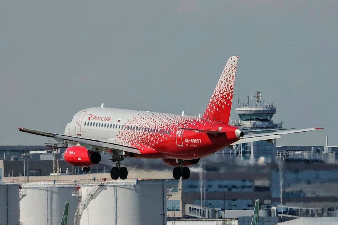 Домодедово официально прокачан Ростех модернизировал систему ILS 2700, которая помогает самолетам приземляться при неблагоприятных метеоусловиях.