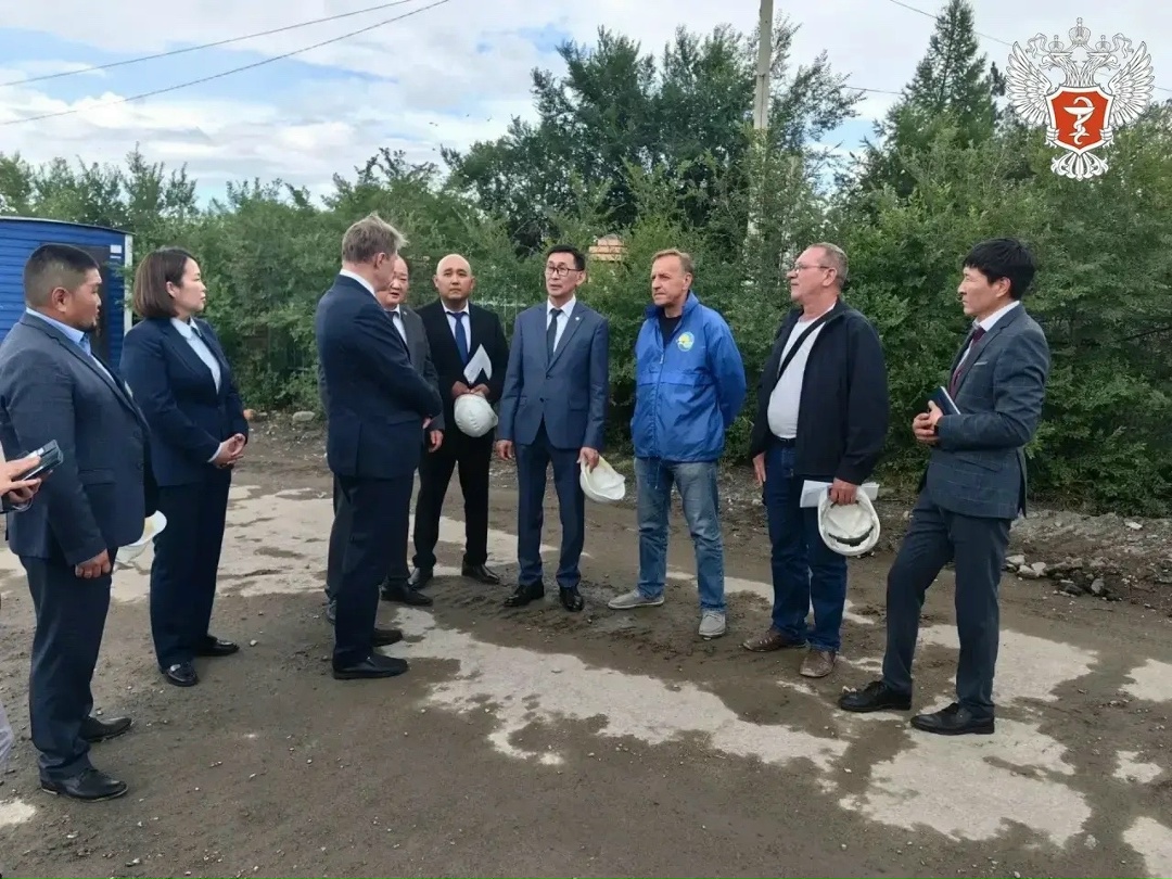 Михаил Мурашко оценил развитие первичного звена и службы материнства и детства в Республике Тыва