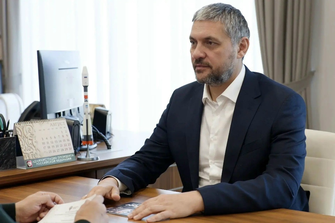 Министр строительства и ЖКХ РФ Ирек Файзуллин провел рабочую встречу с главой Забайкальского края Александром Осиповым