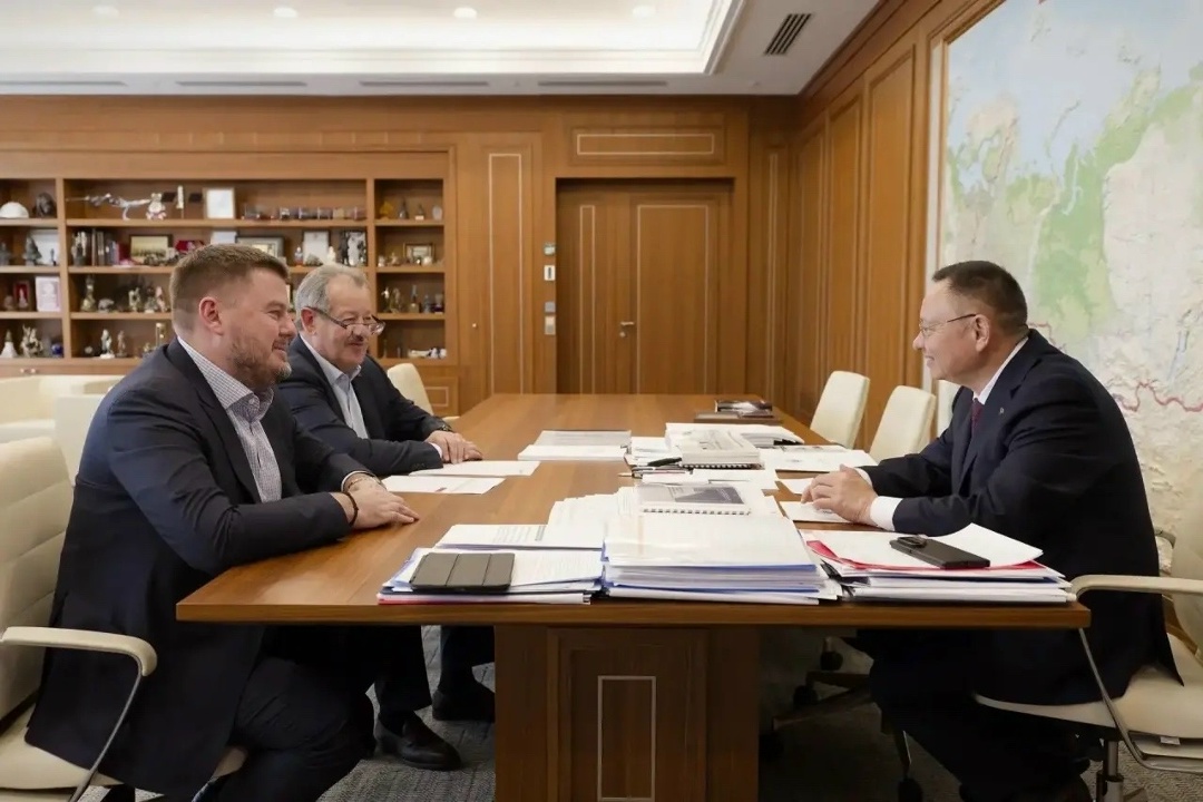 Министр строительства и ЖКХ РФ Ирек Файзуллин провел совещание по вопросам инфраструктурного развития