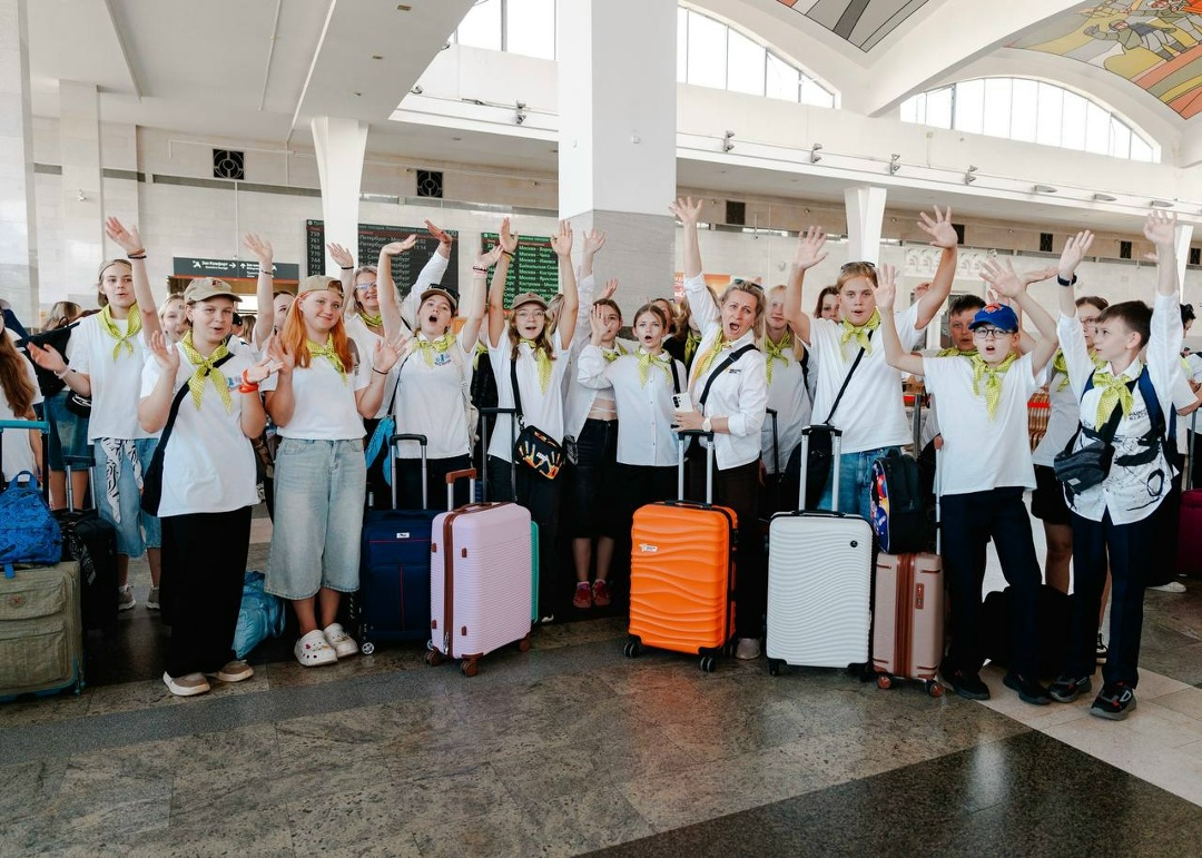 На Ярославском вокзале в Москве состоялся торжественный старт пилотного образовательного проекта «Кольцо открытий» программы Росмолодежи «Больше, чем…