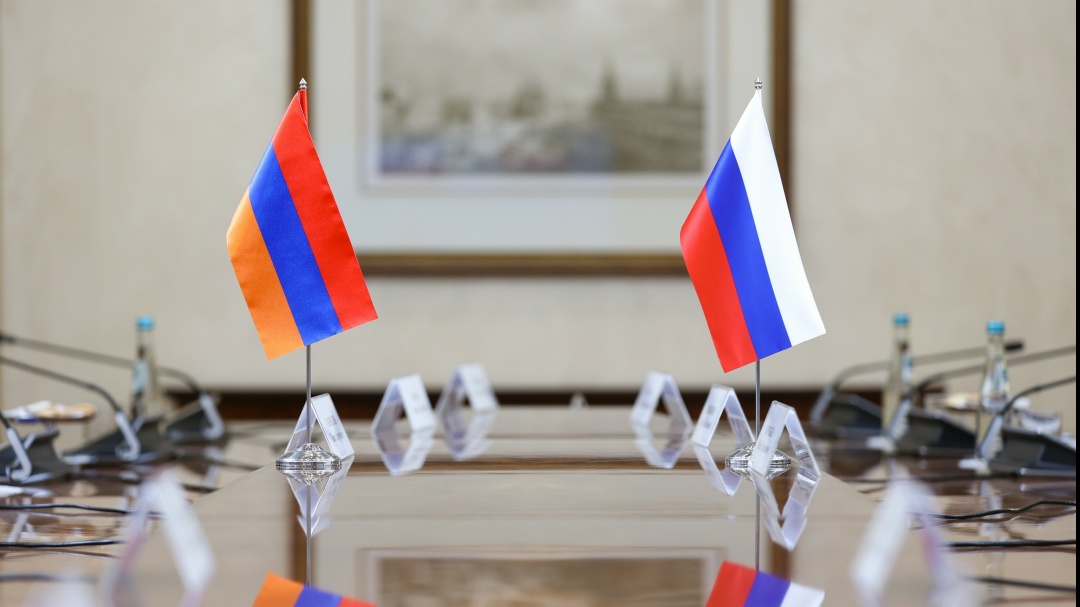 Председатель Совета Федерации Валентина Матвиенко провела телефонный разговор с Председателем Национального Собрания Республики Армения Рубеном Рубиняном