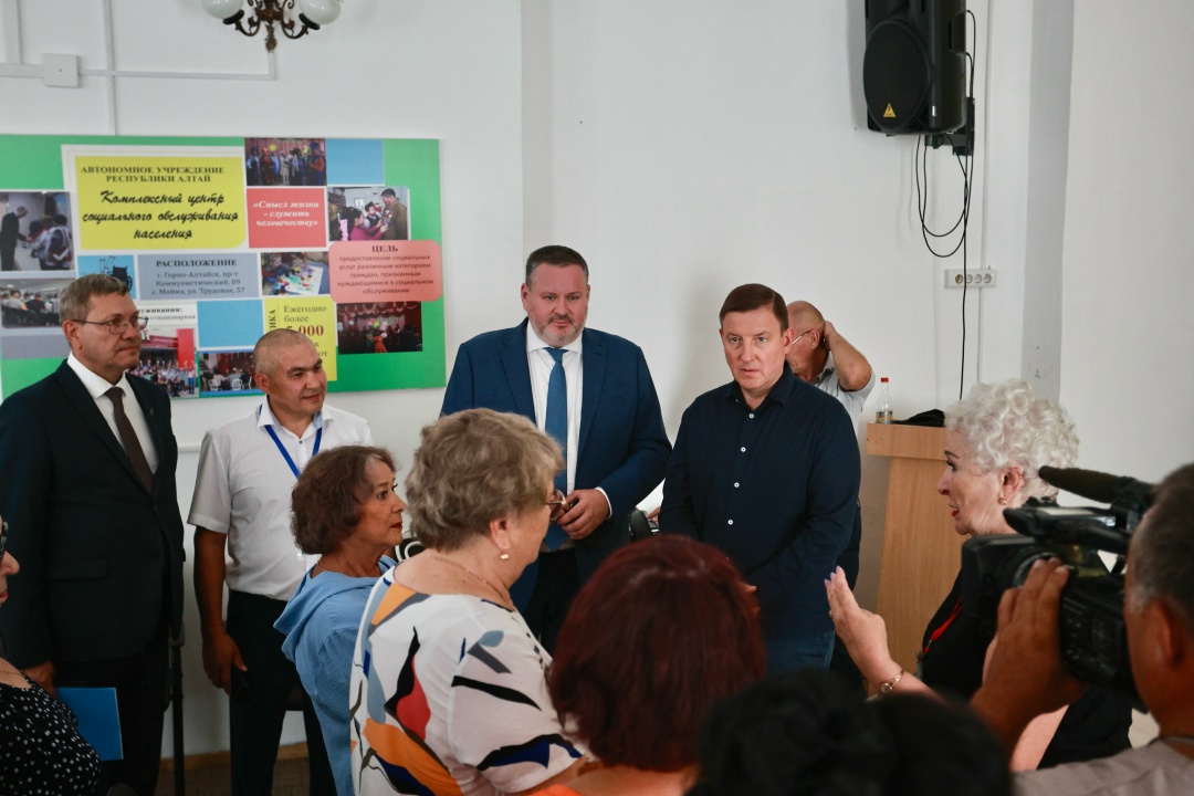 Министр труда и социальной защиты Антон Котяков с рабочей поездкой посетил Республику Алтай.