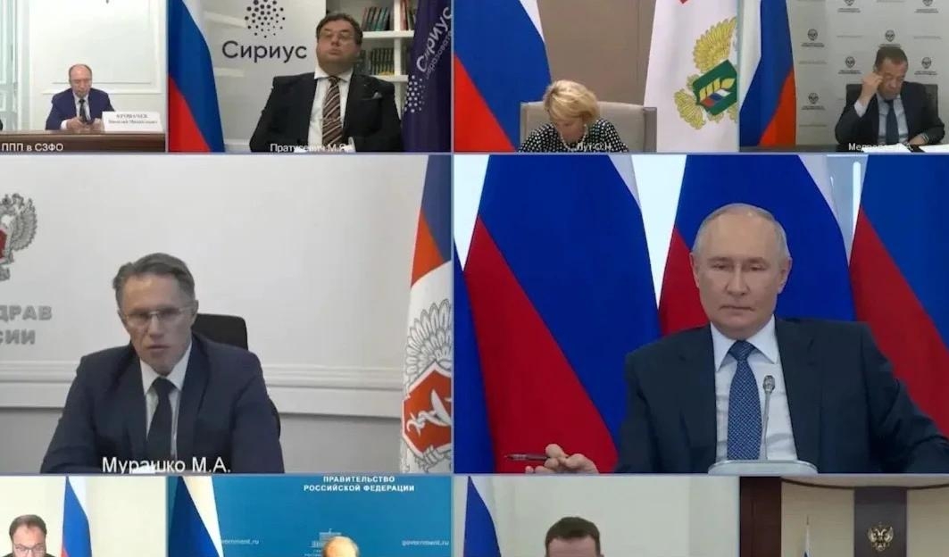 Михаил Мурашко: Медвузы становятся полноценными научно-производственными кластерами