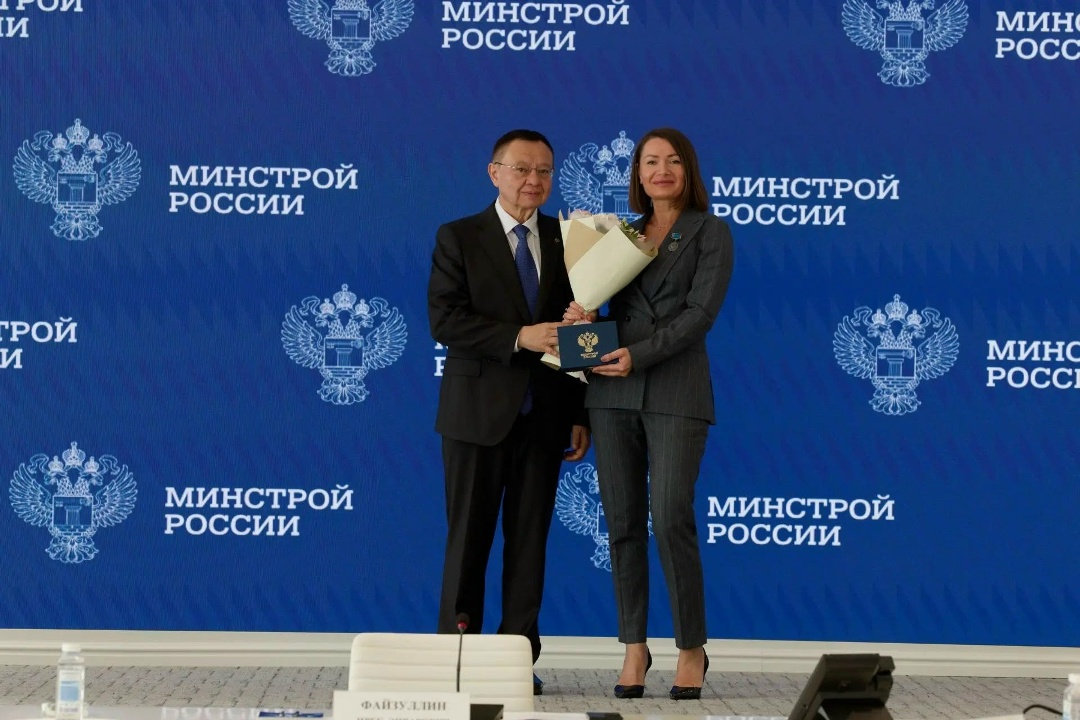 В Минстрое России прошла церемония награждения представителей профессионального сообщества изыскателей и проектировщиков, а также сотрудников Росавиации