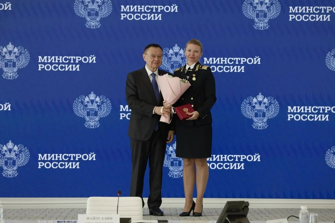 В Минстрое России прошла церемония награждения представителей профессионального сообщества изыскателей и проектировщиков, а также сотрудников Росавиации