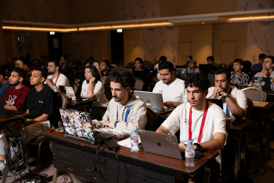 Как я провел этим летом Завершилась третья смена Positive Hack Camp: познать русский кибербез и прокачать свои скиллы приехали в Москву более 80 начинающих…