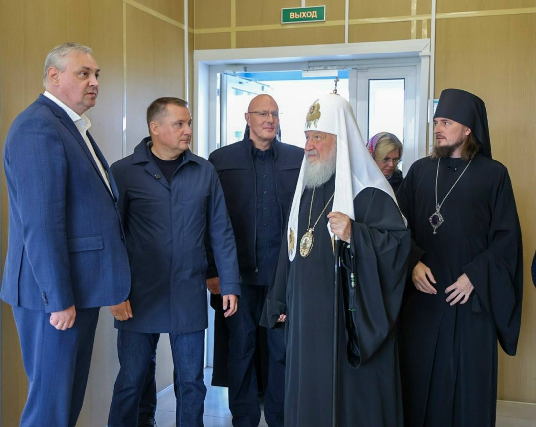 Дмитрий Чернышенко и Святейший Патриарх Московский и всея Руси Кирилл провели заседание оргкомитета по подготовке к 600-летию основания первого монашеского…