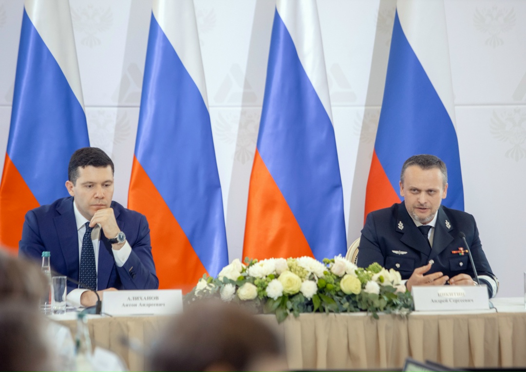 Состоялось совместное заседание коллегий Минтранса и Минпромторга.