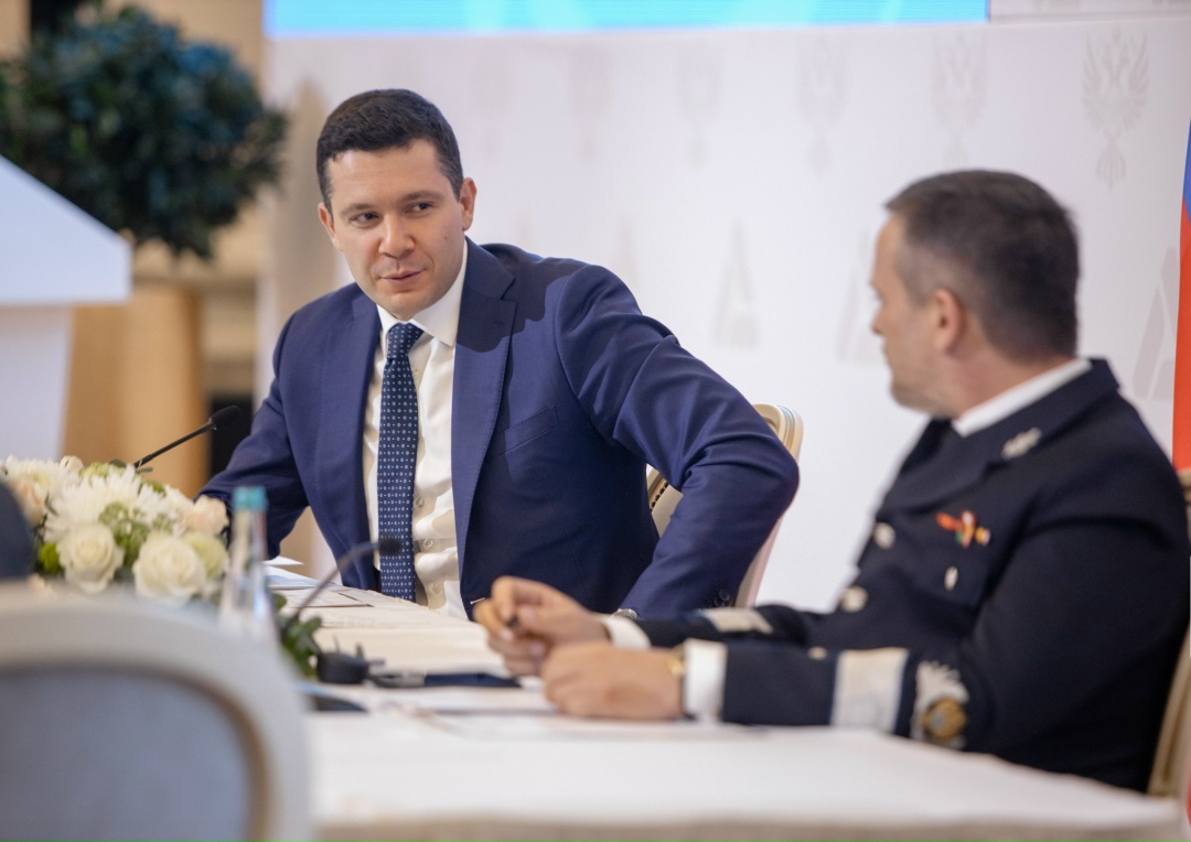 Состоялось совместное заседание коллегий Минтранса и Минпромторга.