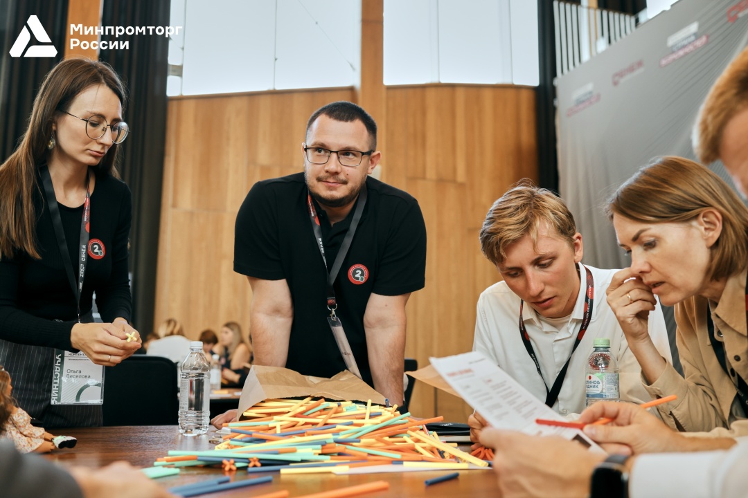 Блогеры проекта «ТопБЛОГ» разработают медиапроекты о современной российской промышленности вместе с Минпромторгом России