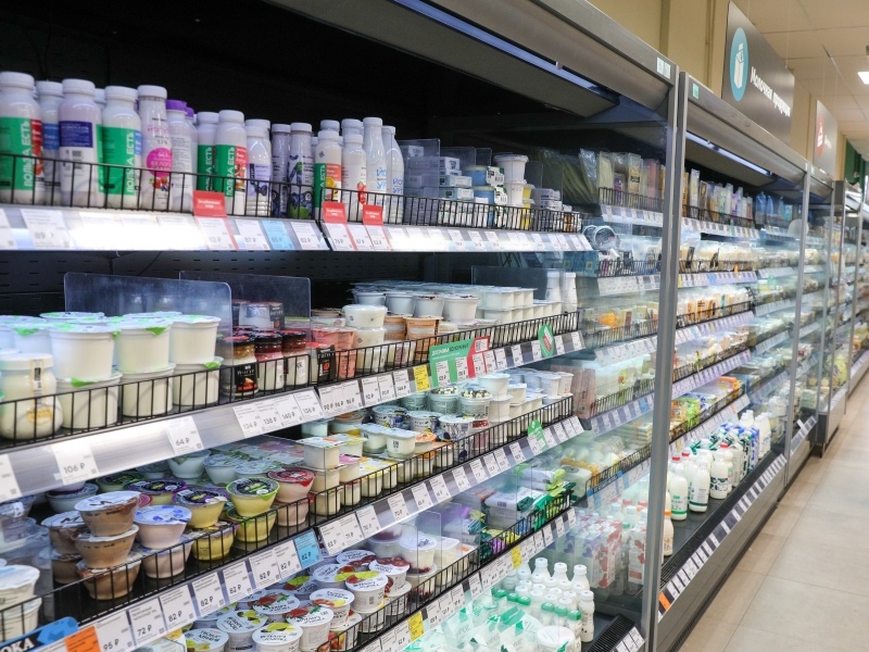 70% потребителей при выборе молочных продуктов в первую очередь обращают внимание на срок годности, 57% смотрят на дату изготовления, показал опрос,…