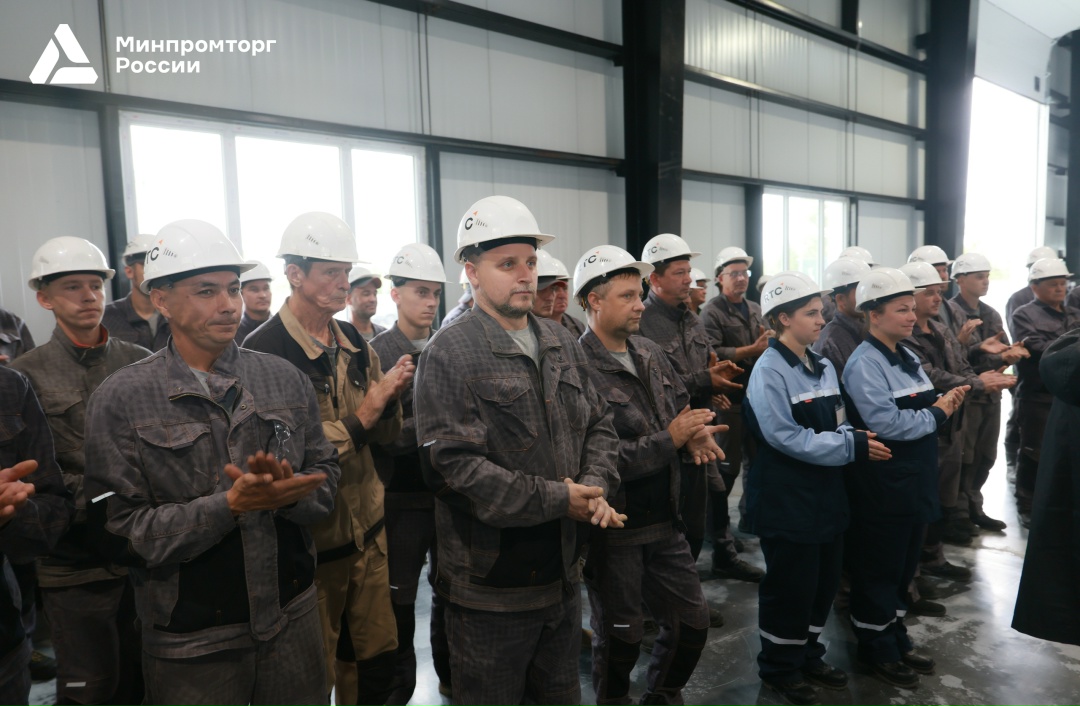 В ЕАО открыли экспериментальный цех по производству новой аэродромной техники